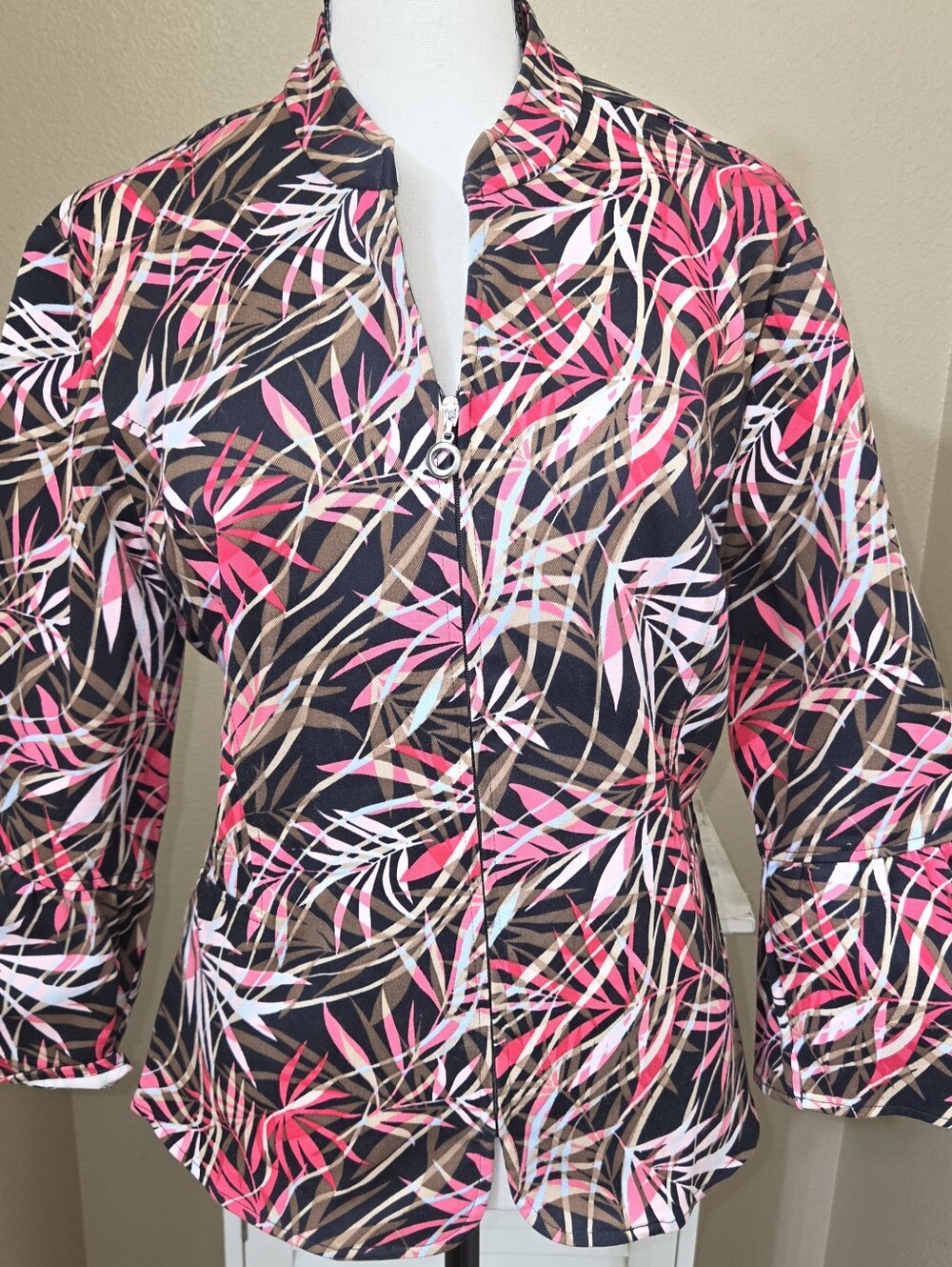 Christopher & Banks Women’s Printed Zip-Front Top - Pink Multi. Light Jacket XL